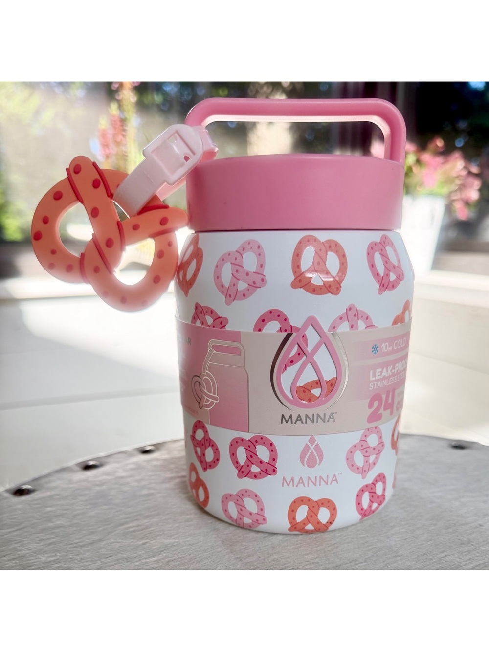 Manna Stainless Steel Food Jar 24oz Pretzel Print White Pink Handle Charm NWT